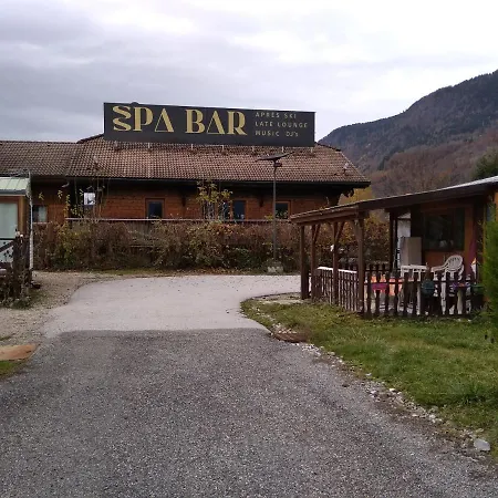 Camping Lac Et Montagne *