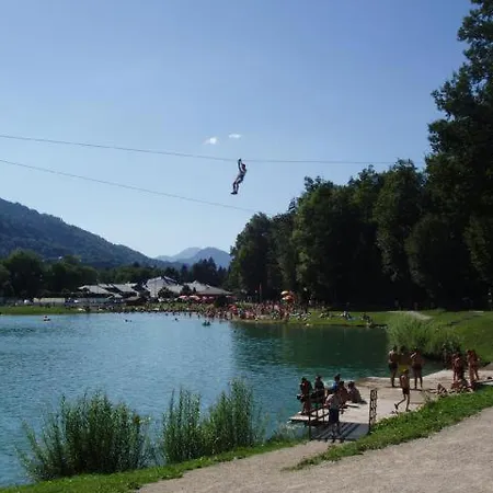 Camping Lac Et Montagne Verchaix